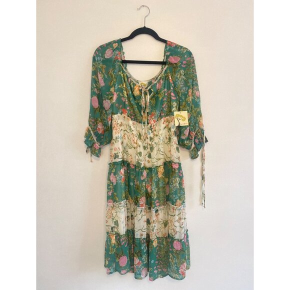 fig and flower Dresses & Skirts - NWT Fig And Flower Green & Cream Floral Boho Tiered Midi Dress W/ Tie Neck Size